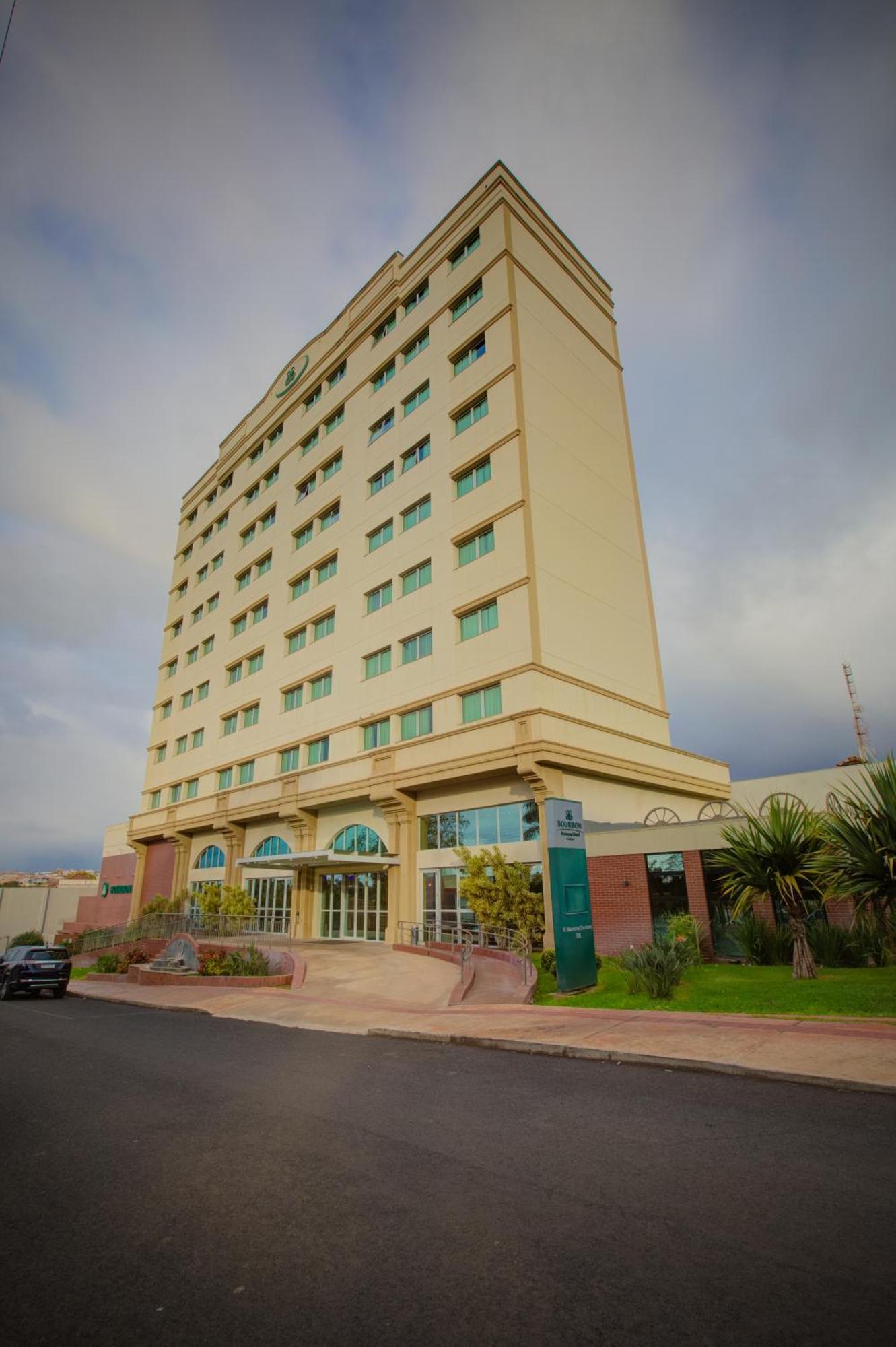 Bourbon Cambará Hotel Esterno foto